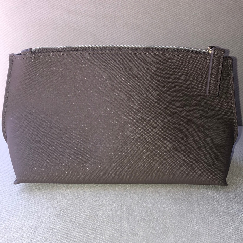 Laura Mercier Cosmetic Makeuo Bag Case in Taupe. - Picture 5 of 9